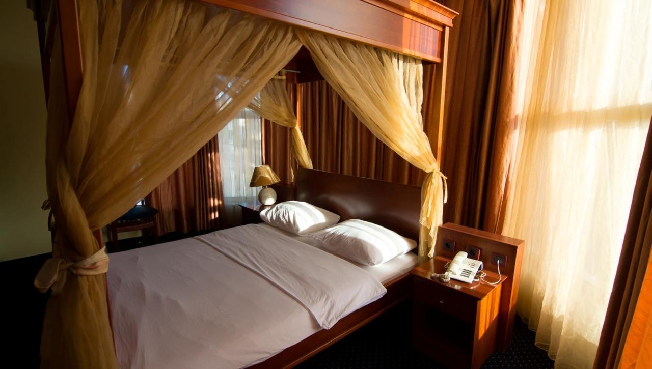 Hotel Ana Gospić Kültér fotó